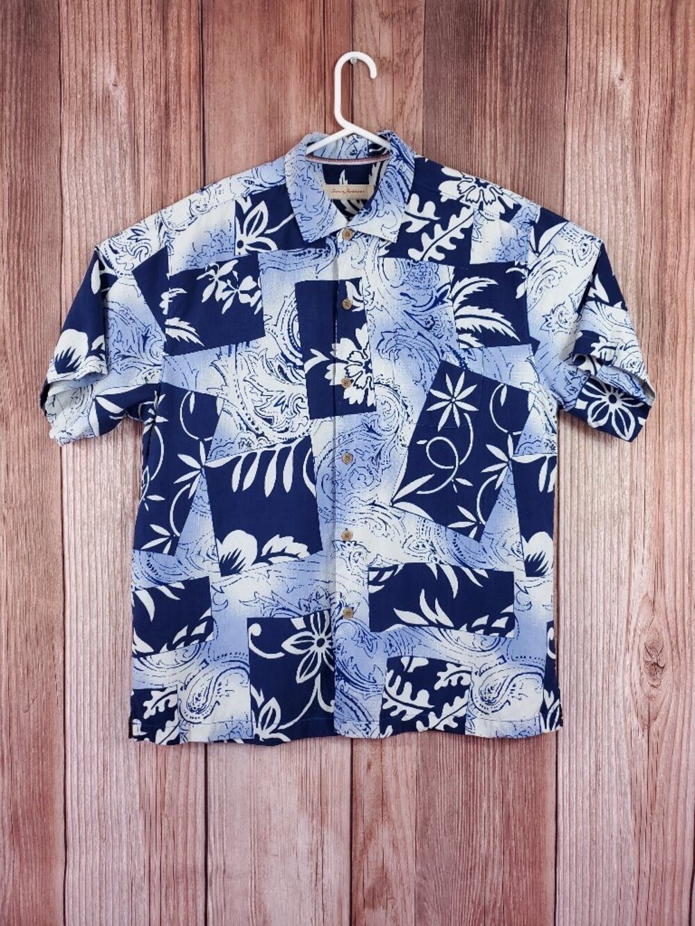 Tommy Bahama Silk Shirt Mens Large Hawaiian Aloha Floral Paisley Short Sleeve